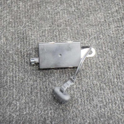 Amplificator de antena TESLA MODEL S 2018 10681732 foto