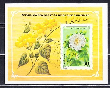 A10 YC 49 - Colita foarte veche - Sao Tome e Principe - flori foto