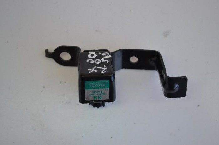Senzor de impact lateral dreapta LEXUS RX _L1_ 2008 OEM: G4849-48020 2364566