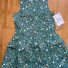 Rochie fara maneci fata verde cu flori C&A noua bumbac 4 ani!!