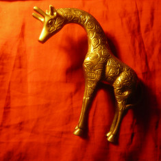 Statueta Girafa din bronz , dim. = 18x17cm