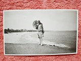 Fotografie, mama doctorului Litarczek, parintele radiologiei romanesti, la Mamaia, 1928