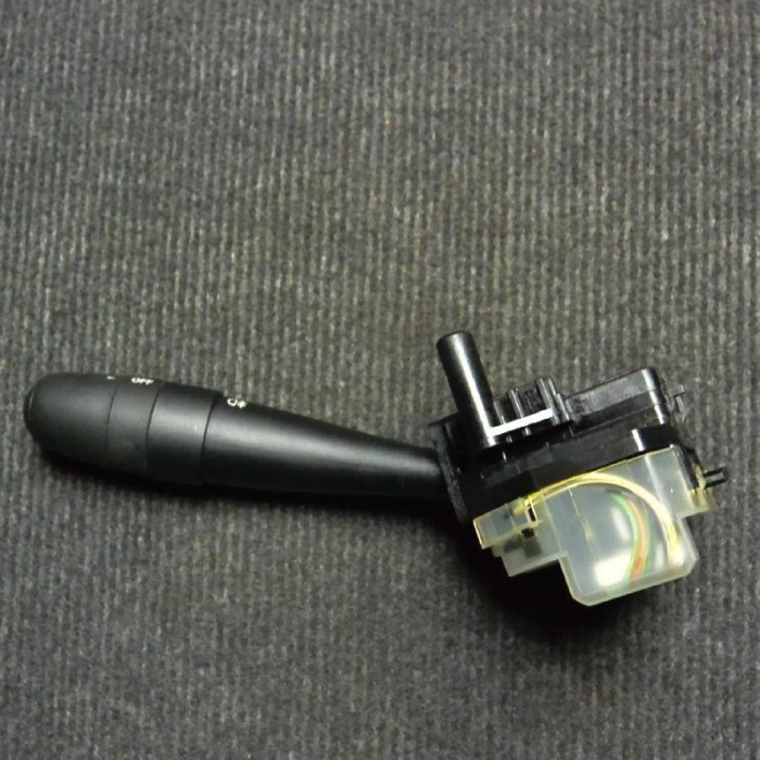 Maneta semnalizare ștergătoare KIA CEE\&#039;D Hatchback ED 2007 OEM: 93410-1H1003673MA 1551971
