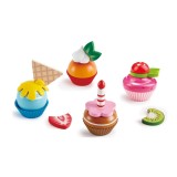 Cumpara ieftin Set de joaca din lemn, Prajituri cupcake, Hape, 18 piese
