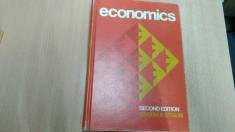 ECONOMICS- FREDERIK JARGENSEN foto