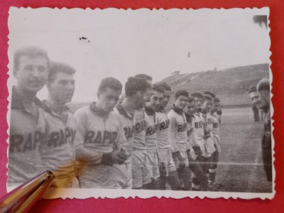 Foto (veche 1954)-Meciul de RUGBY- LOKOMOTIVE Leipzig - RAPID BUCURESTI foto