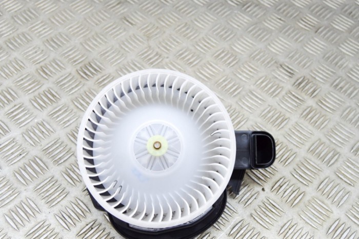 Ventilator aeroterma JAGUAR F-PACE X761 2022 OEM: GX73-19E624-AA,MB499800-0162,MF116360-2681,U97NA | 15924578