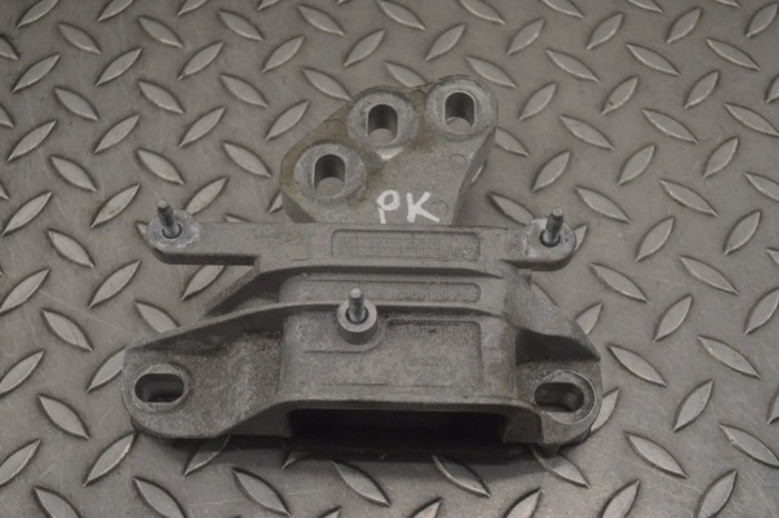 Suport motor st&acirc;nga FORD PUMA J2K, CF7 2021 OEM: 2520-S500MC 25081050