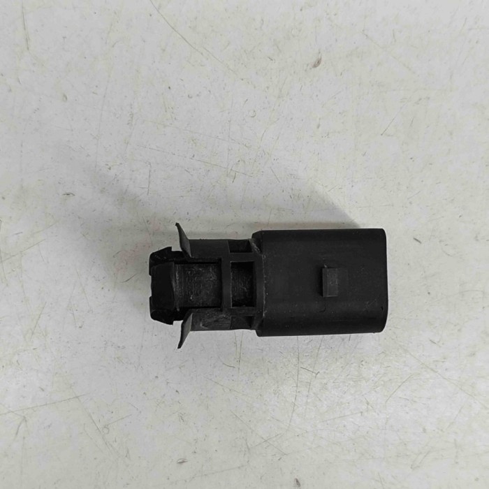 Senzor de temperatură exterioară VW TRANSPORTER V T5 Minibus / passenger 2010 OEM: 1J0919379A | 27352785