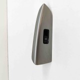 Buton geam ușă dreapta față TOYOTA LAND CRUISER 120 _J12_ 2005 OEM: 84030-60052,74231-60490 29467247