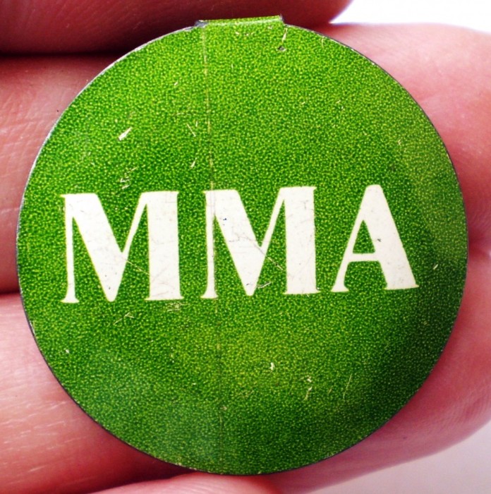 I.178 INSIGNA CLIPS MMA 25mm