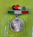 G528-Medalia medicala Sfanta Maria Infirmiera UNITALSI Italia-Roaga- Te pentru noi- Salus Ora Pro Nobis aluminiu.