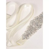 Cumpara ieftin Cordon Rochie, Model cu Strasuri , 270X5cm, Cream - 62763