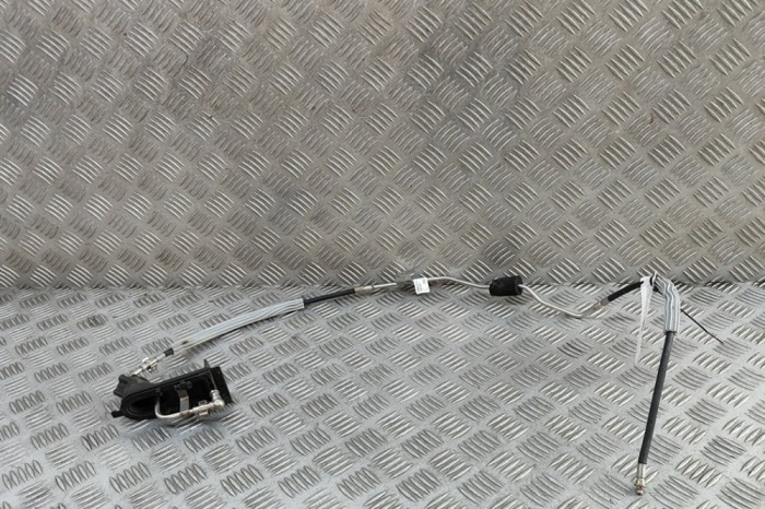 Alt furtun MERCEDES-BENZ E W213 2018 OEM: A2138304104,A2539980101 30739966
