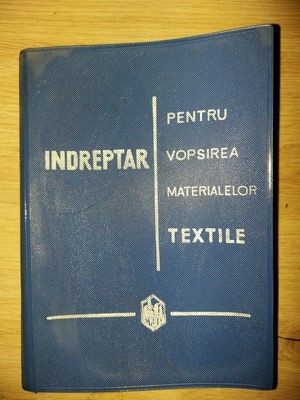 Indreptar pentru vopsirea materialelor textile foto