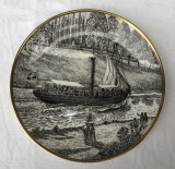 Cumpara ieftin Farfurie din portelan suedez GUSTAVSBERG infatisand un vas de la 1846, Farfurii