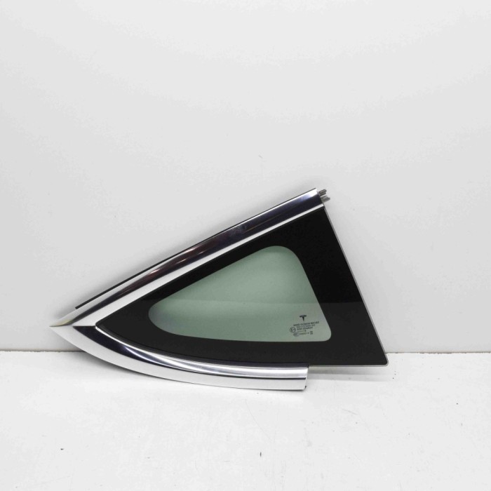 Geam lateral dreapta spate TESLA MODEL 3 2020 OEM: Sedan | 15339781