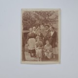 Fotografie format CP: Fotograf anonim, Portret de familie, ca. 1920-1925, Bucuresti / Romania