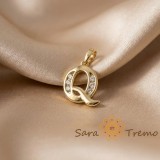 Pandantiv litera Q cu zirconia, placaj triplu cu aur 14K