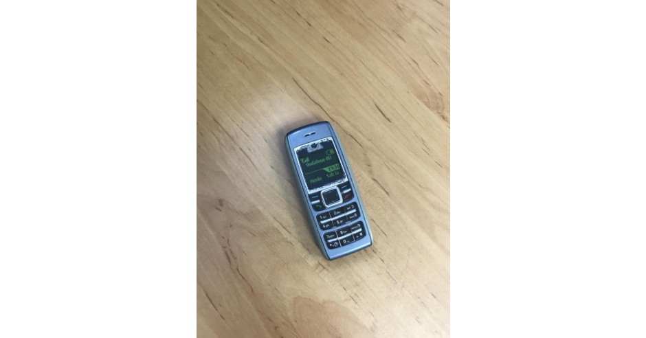 Nokia 1600 Pour Pièces Détachées Ou Réparation - Téléphone Défectueux/débloqué, Ne Fonctionne Pas