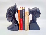 SEJERE pereche de chipuri africane sculptate manual in lemn de abanos, decor tribal etnic bookends capete laterale pentru carti barbat si femeie