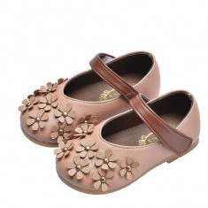 Pantofi crem inchis cu floricele aplicate (Marime Disponibila: Marimea 29) foto