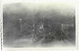 M1130N Pădurari rom&acirc;ni &icirc;n uniformă, cu puști și trofeu căprior, perioada interbelică