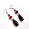 Cercei howlite rosu si negru 31997