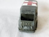 Bnk jc Dinky 80F Renault Army Ambulance