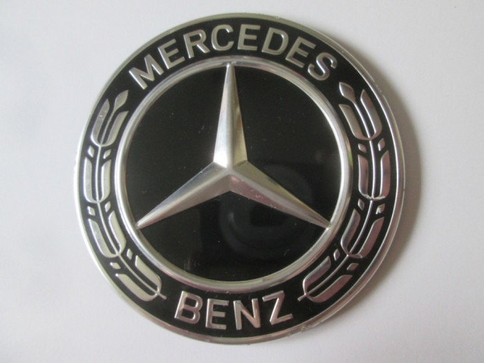 Emblema/Sigla/Logo colectie Mercedes Benz,diametrul=74 mm
