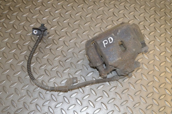Etrier de fr&acirc;nă dreapta față HYUNDAI i40 VF 2012 14326500