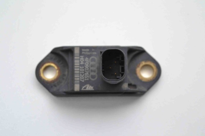 Senzor de accelerație AUDI A6 4F2, C6 2010 OEM: 4F0907651 | 2347795