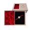 Bratara martisor trifoi in cutie roz trandafiri