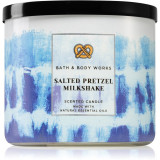 Bath &amp; Body Works Salted Pretzel Milkshake lum&acirc;nare parfumată 411 g