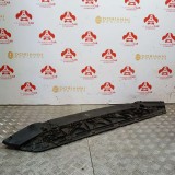 Cumpara ieftin Scut Bara Fata Audi A4 2015-2021
