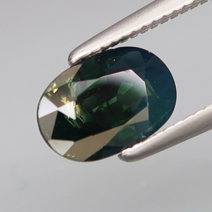 ~~SAFIR NATURAL NETRATAT albastru galben 1,44 ct. Certificat de Autenticitate !