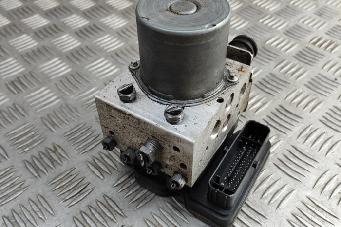 Pompa ABS AUDI E-TRON GT 2023 OEM: 9J1614095P 31457041