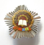 T852 MEDALIA INSIGNA FRUNTAS IN INTRECERE 1977, Romania de la 1950