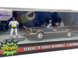 Macheta metal 1966 Batman Batmobil cu figurina, black 1/32
