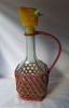 Sticla Veche 1954 Romaneasca cu Dop Picurator, Carafa Impletita Manual, Obiect Decorativ Colectie