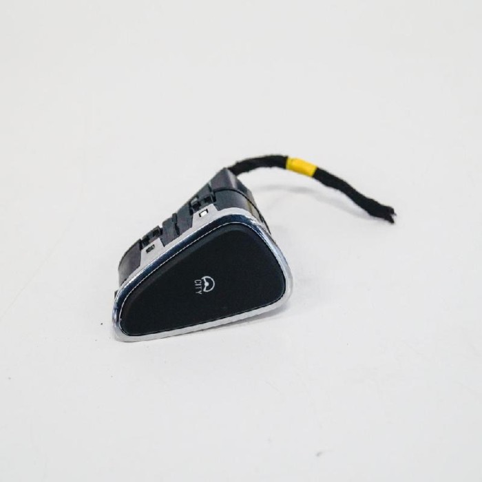 Comutator OPEL CORSA E 2018 OEM: 39031664 | 3376438