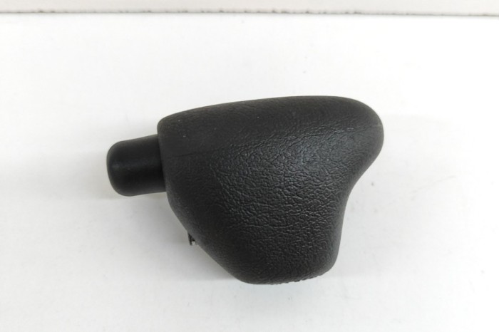 Nuca schimbător de viteze VW PASSAT B3/B4 3A2, 35I 1992 OEM: 357713139A,357713139A01C 24258224