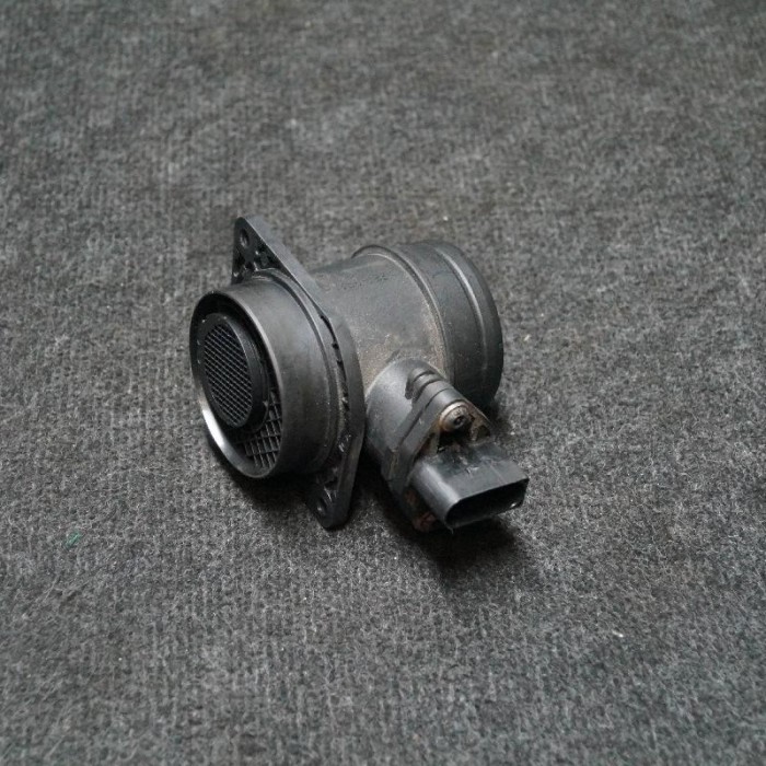 Debitmetru de aer VW GOLF V 1K1 2004 OEM: 038906461B,0281002531 2251106