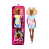 Cumpara ieftin Papusa Barbie Fashionistas, cu par afro blond