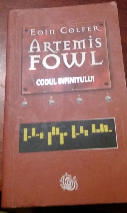 CODUL INFINITULUI EOIN COLFER