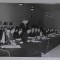 FOSTUL MINISTRU GOGU RADULESCU LA O CONFERINTA INTERNATIONALA , SEMNAND DOCUMENTE , FOTOGRAFIE DE PRESA ANII &#039; 70