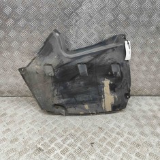 Scut motor dreapta spate AUDI A4 Avant 8W5, B9 2017 OEM: 8W0825219A