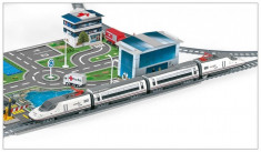 Trenulet electric High Speed RENFE cu statie, tunel si oras foto