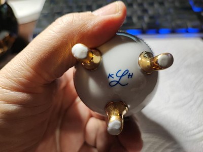 Ou vintage din portelan foto