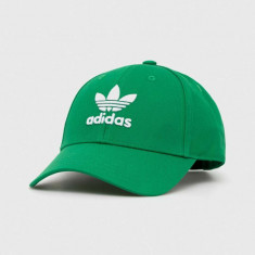 adidas Originals șapcă de baseball din bumbac culoarea verde, cu imprimeu IW1785